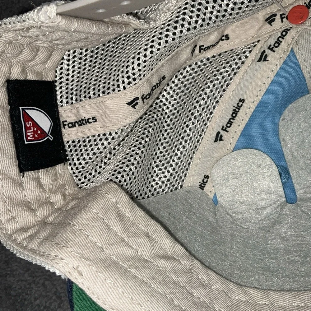 New York City FC Trucker Hat Men Blue Fanatics MLS Snap Back Cap - Picture 6 of 6